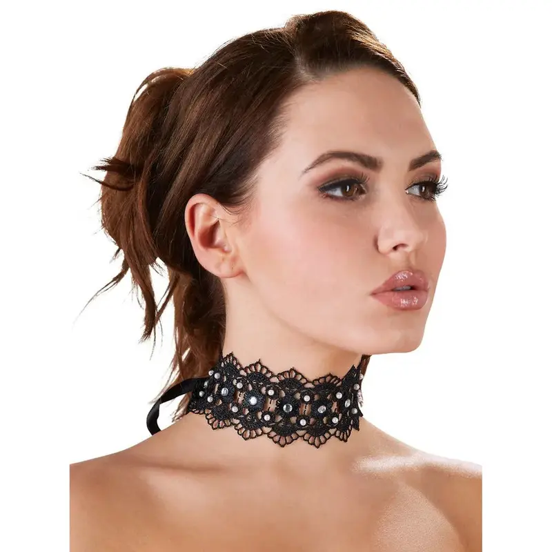Choker Nero - Eleganza e Stile Senza Tempo