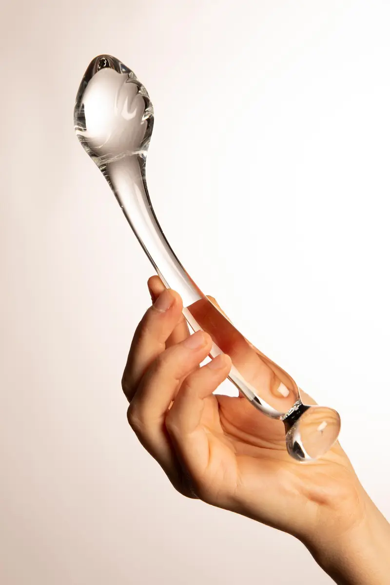Dildo Curvo con Glitter in Vetro