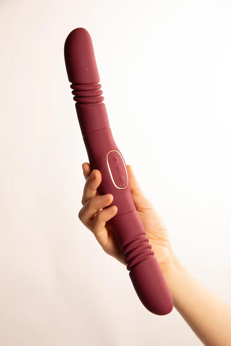 Dildo Doppio Thrusting