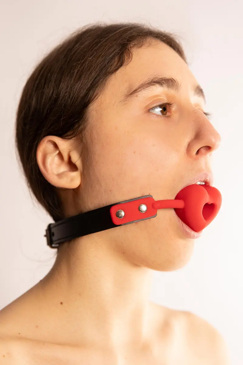 Gag Ball Cuore in Silicone Rossa