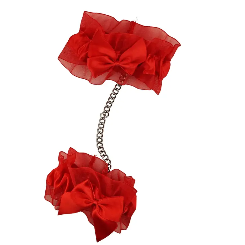 Passion Ribbon – Manette sexy in raso per giochi di bondage elegante