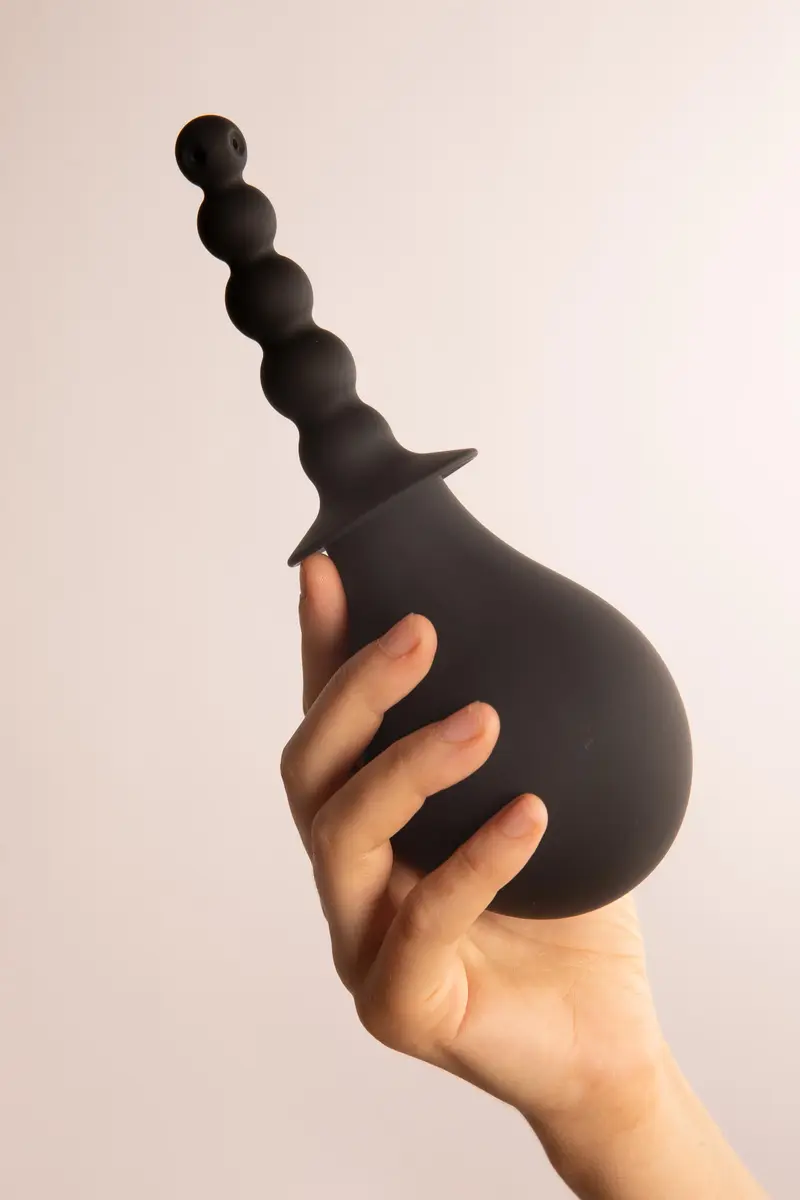 Steamy Doccia Anale Nera