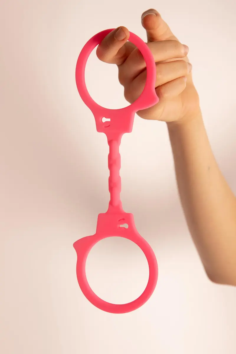 Stretchy Manette in Silicone