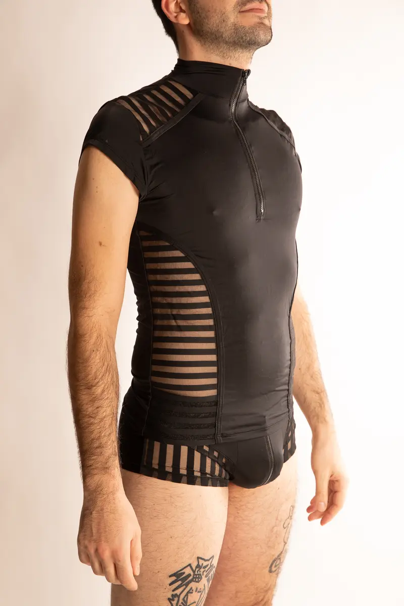 T-shirt con Inserti in Mesh