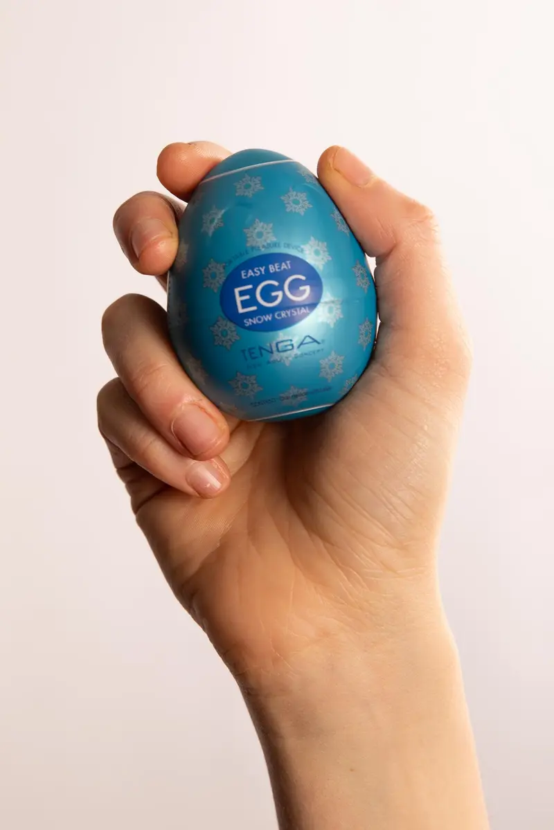Tenga Egg Masturbatore Snow Crystal