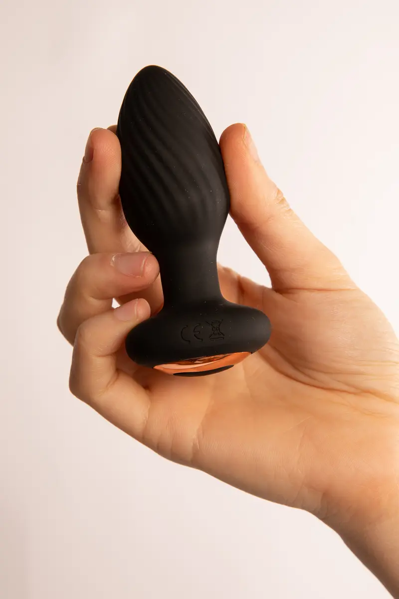 Twister Plug Anale Rotante con Telecomando Nero
